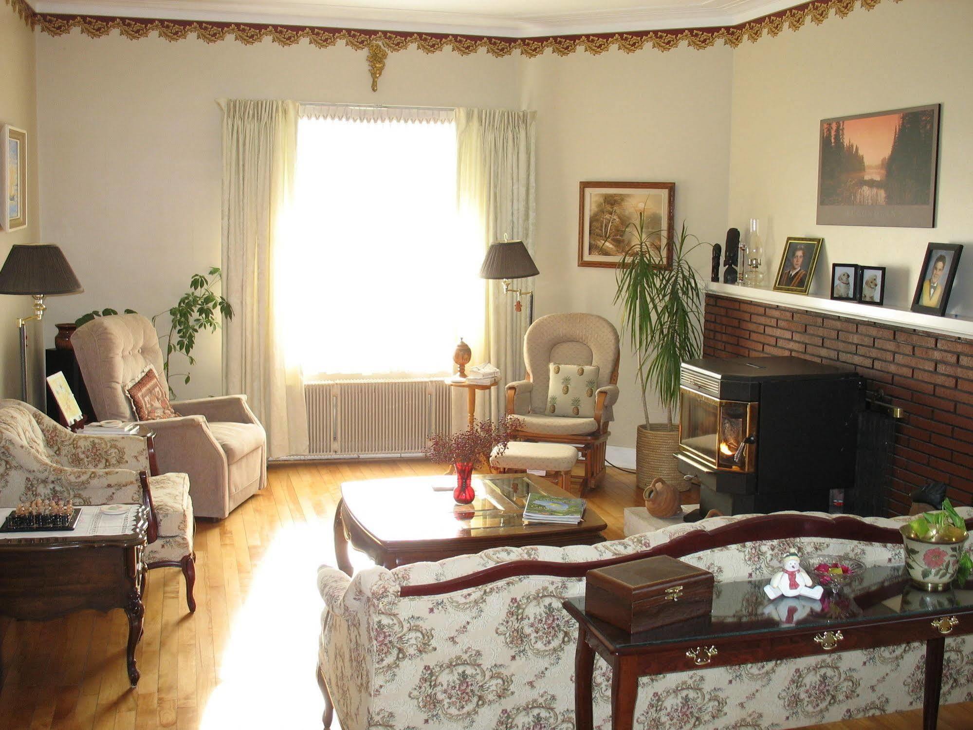 The Nelson House Bed And Breakfast Stewiacke Экстерьер фото