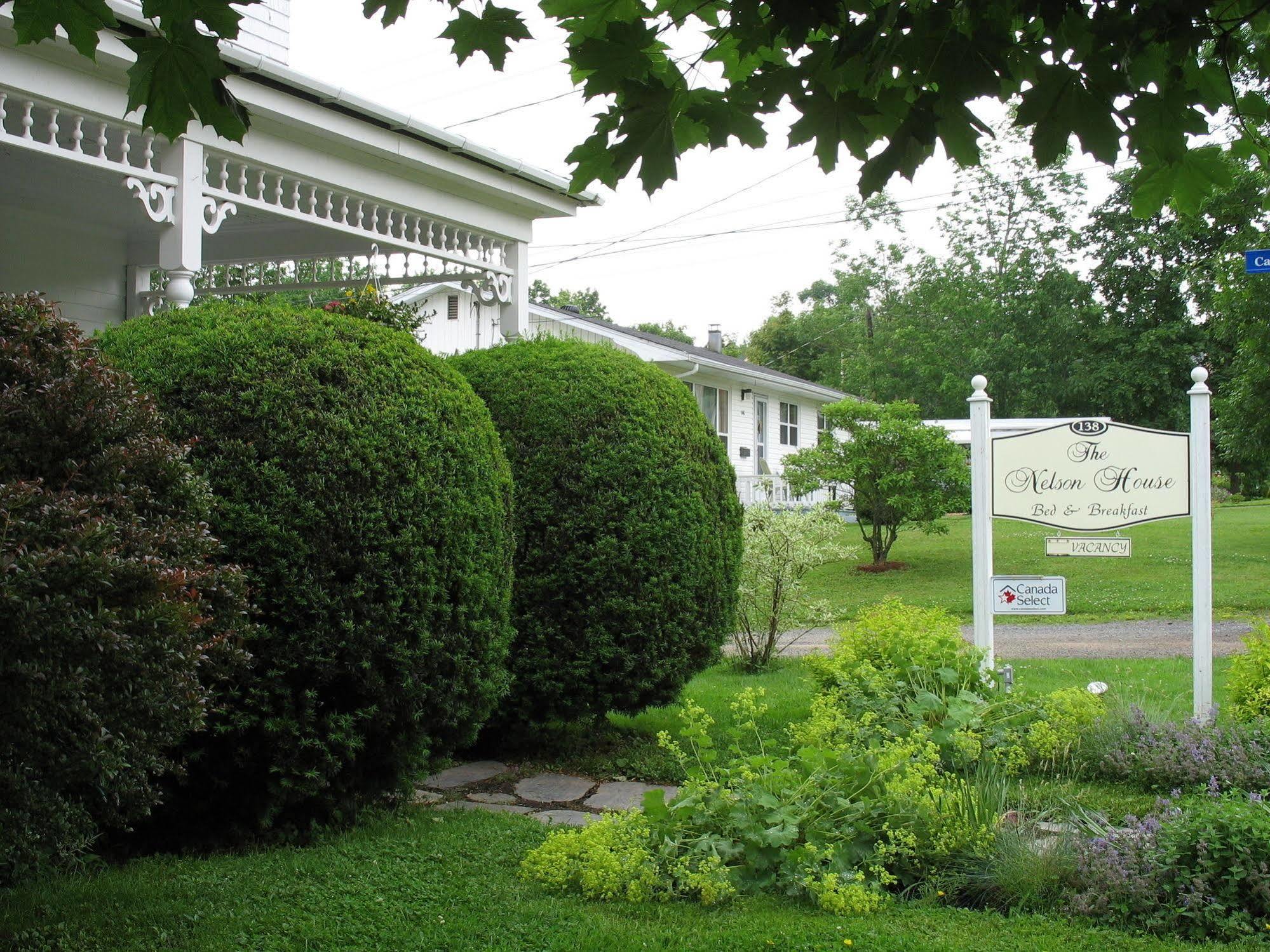 The Nelson House Bed And Breakfast Stewiacke Экстерьер фото